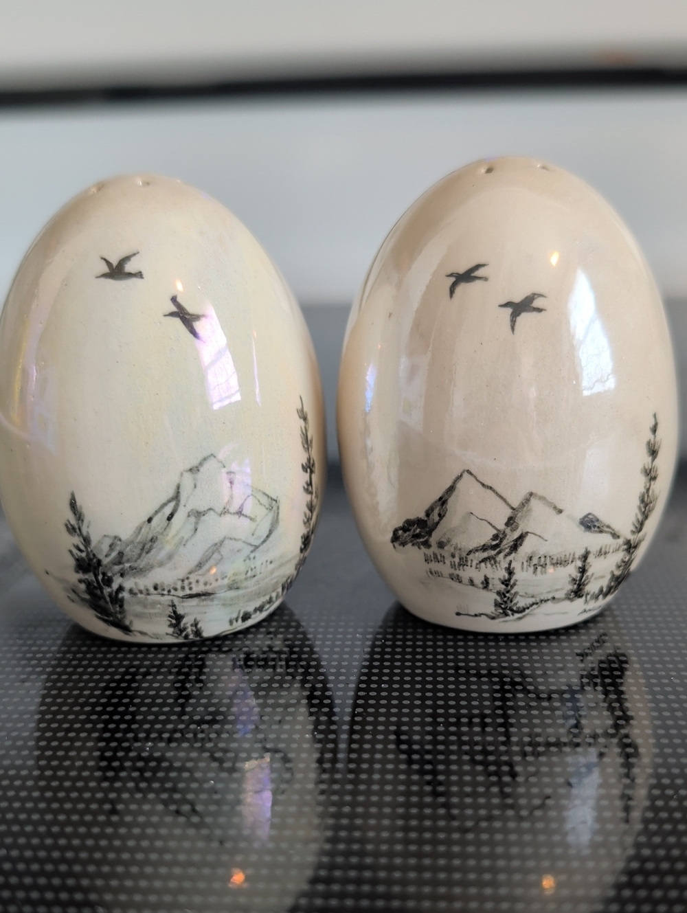 Hand-Painted  Ceramic Egg Alaska Mountain Salt & Pepper Shakers